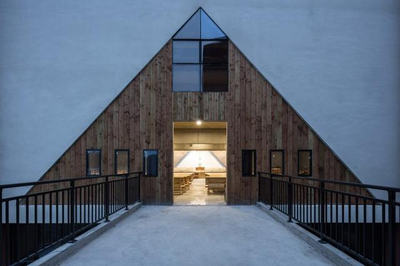 從廠房到圣殿 績溪基督教堂重修紀略與禮儀服務探微